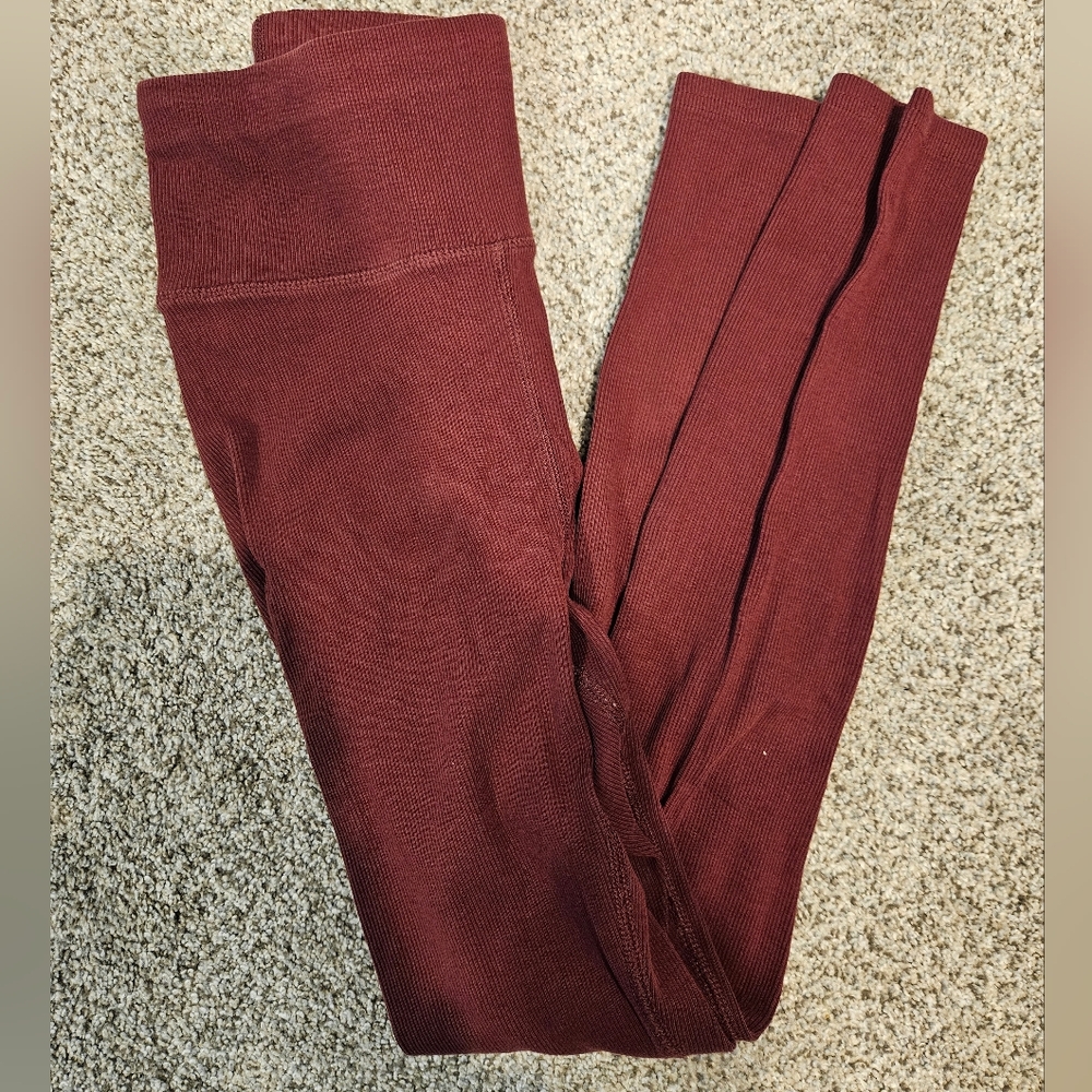 Burgundy Ribbed Leggings